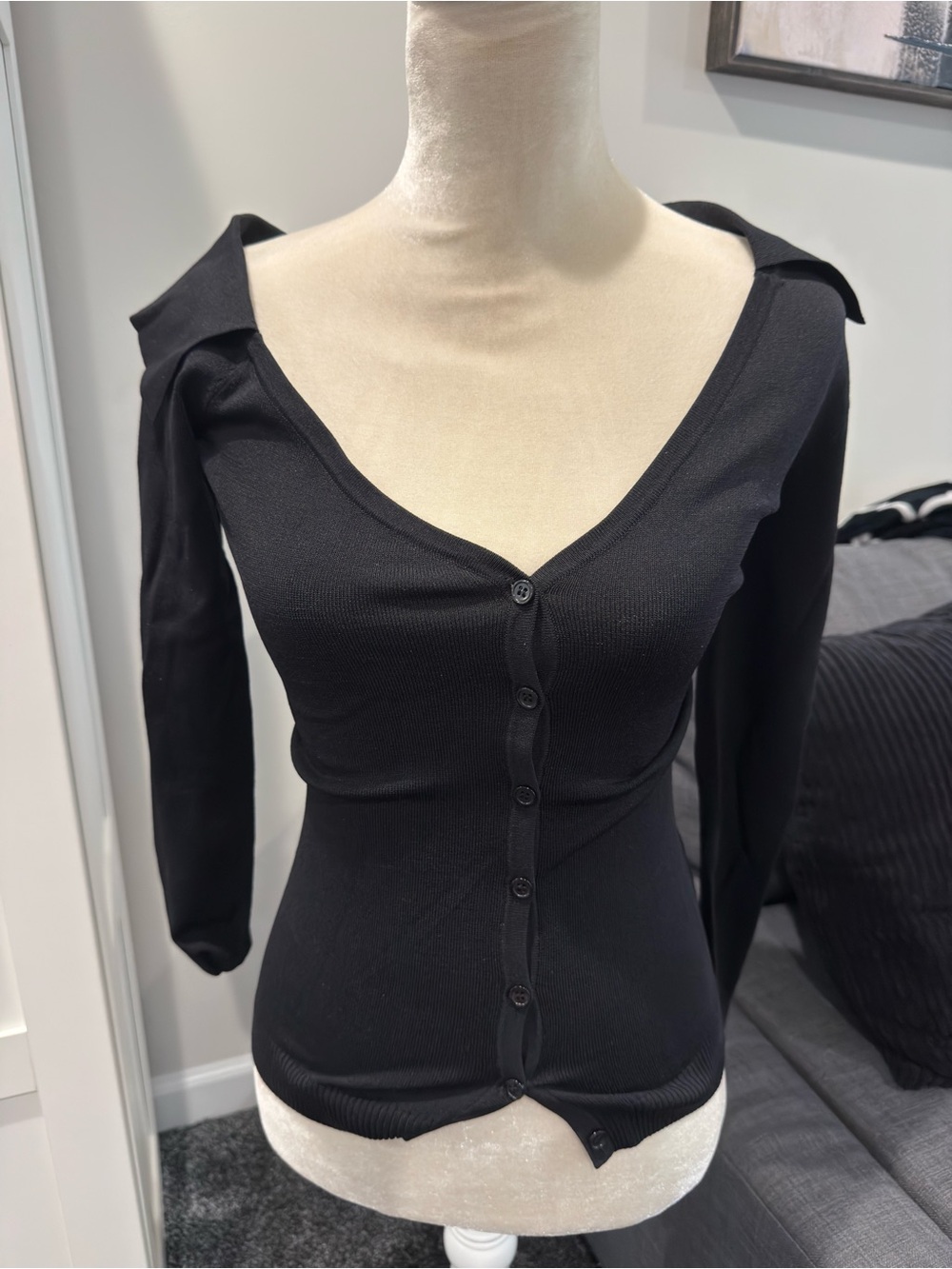 WeWoreWhat Black Collared  Ribbed Knit Off Shoulder Top